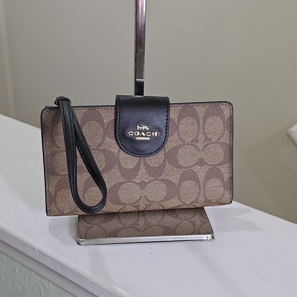 COACH C2874 Phone Wallet In Signature Canvas Gold/Walnut/Black NWOT